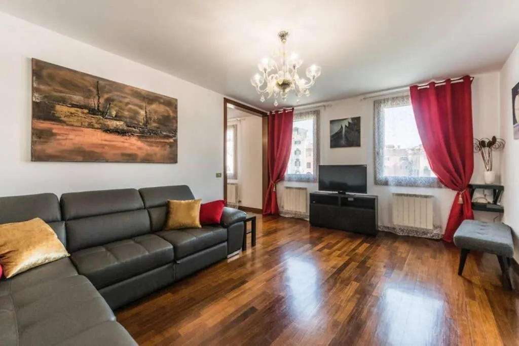 ונציה Rialto Apartment With Canal Grande View