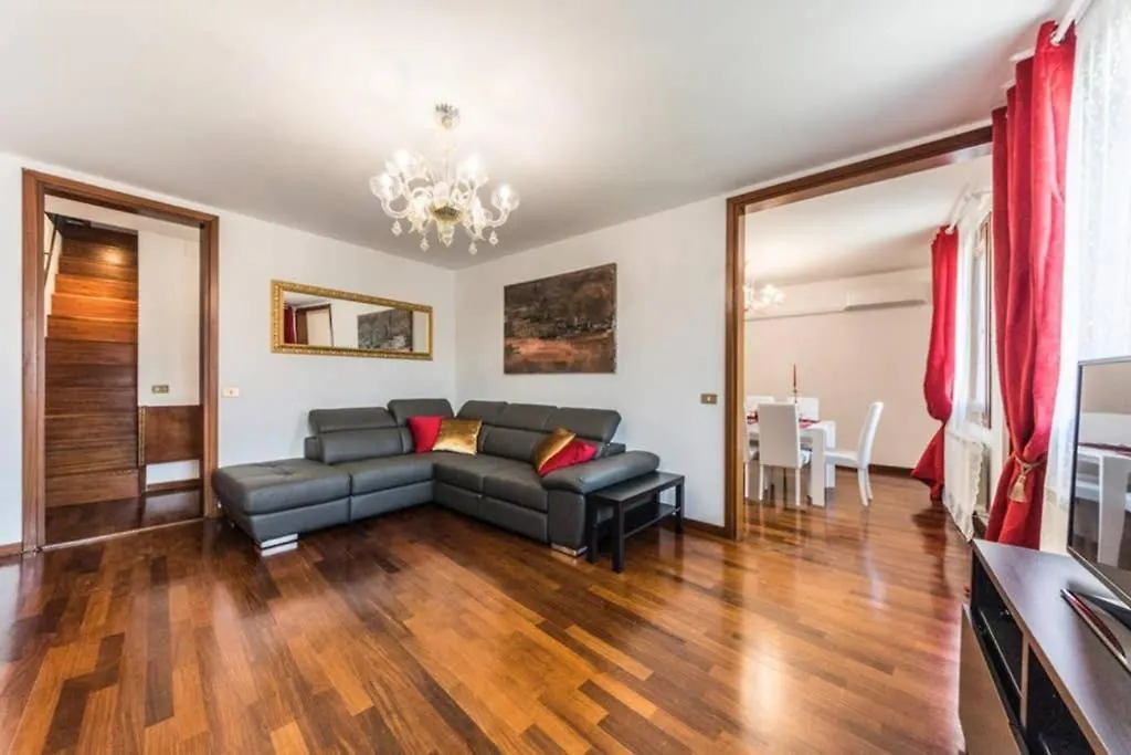 ונציה Rialto Apartment With Canal Grande View