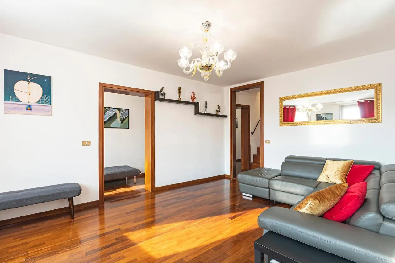 ונציה Rialto Apartment With Canal Grande View